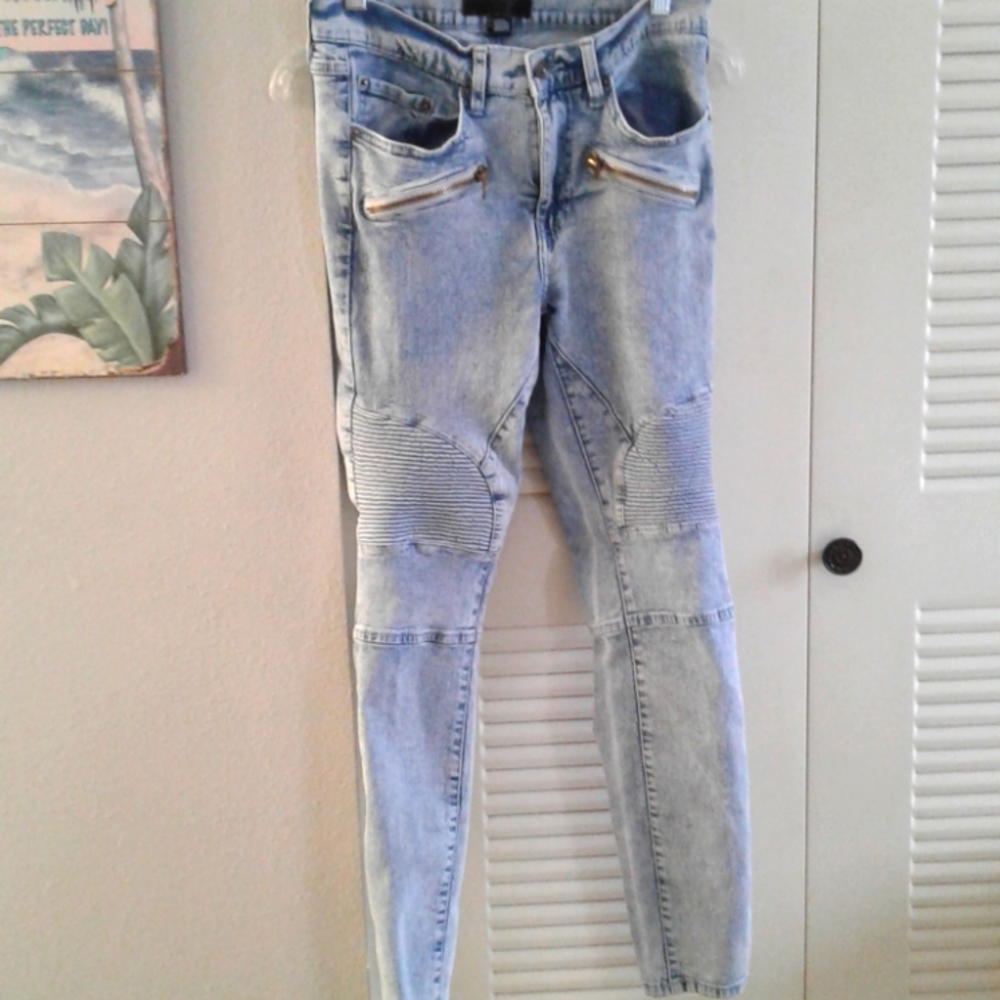 Light Blue 5 pocket Jeans